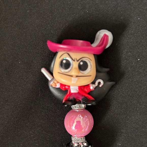 Handmade Disney Doorable Captain Hook Pen - Picture 4 of 5